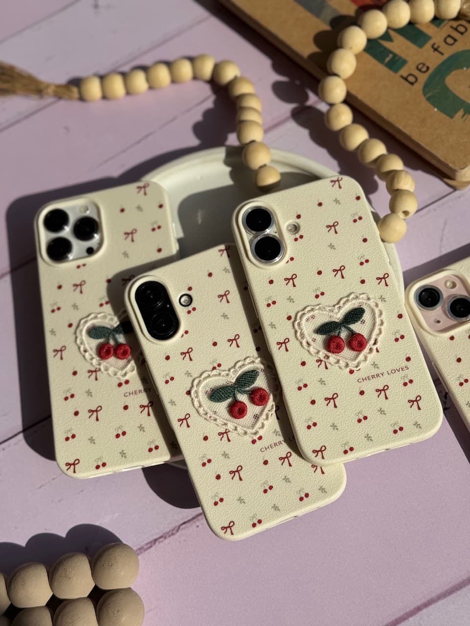قاب آیفون Cherry Loves — تصویر ۵