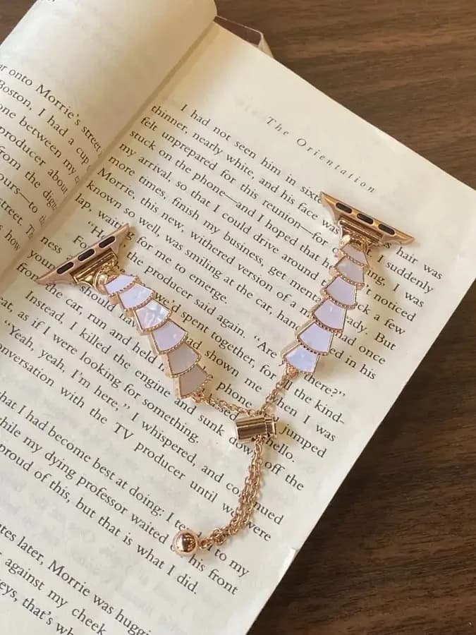 بند اپل واچ Luxury Pearl Chain — تصویر ۳