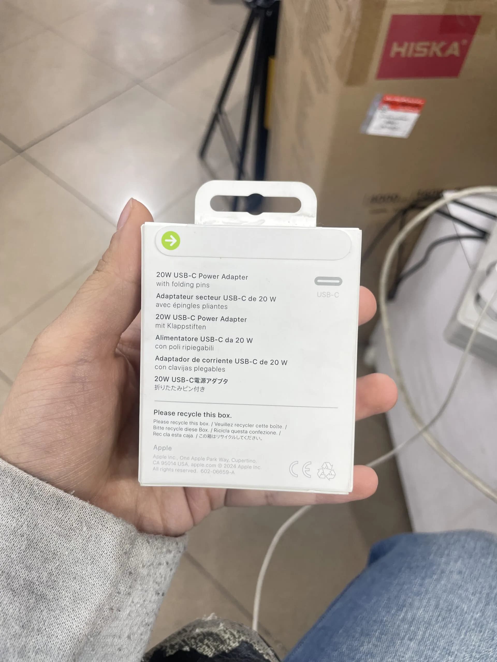 شارژر 20 وات اپل B/A – شارژ سریع، USB-C، ( اصل اپل استور پک 2024 ) — تصویر ۲