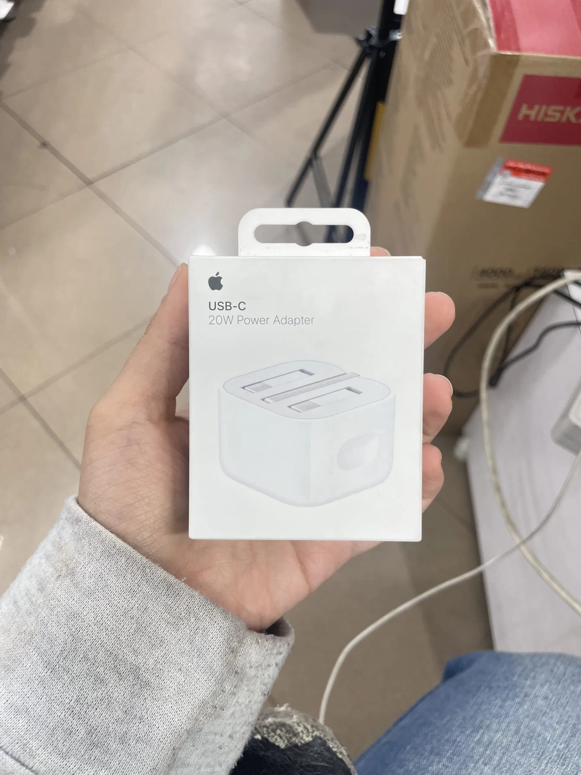 شارژر 20 وات اپل B/A – شارژ سریع، USB-C، ( اصل اپل استور پک 2024 )