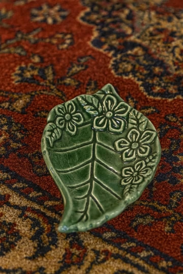 کاسه سرامیکی طرح برگ