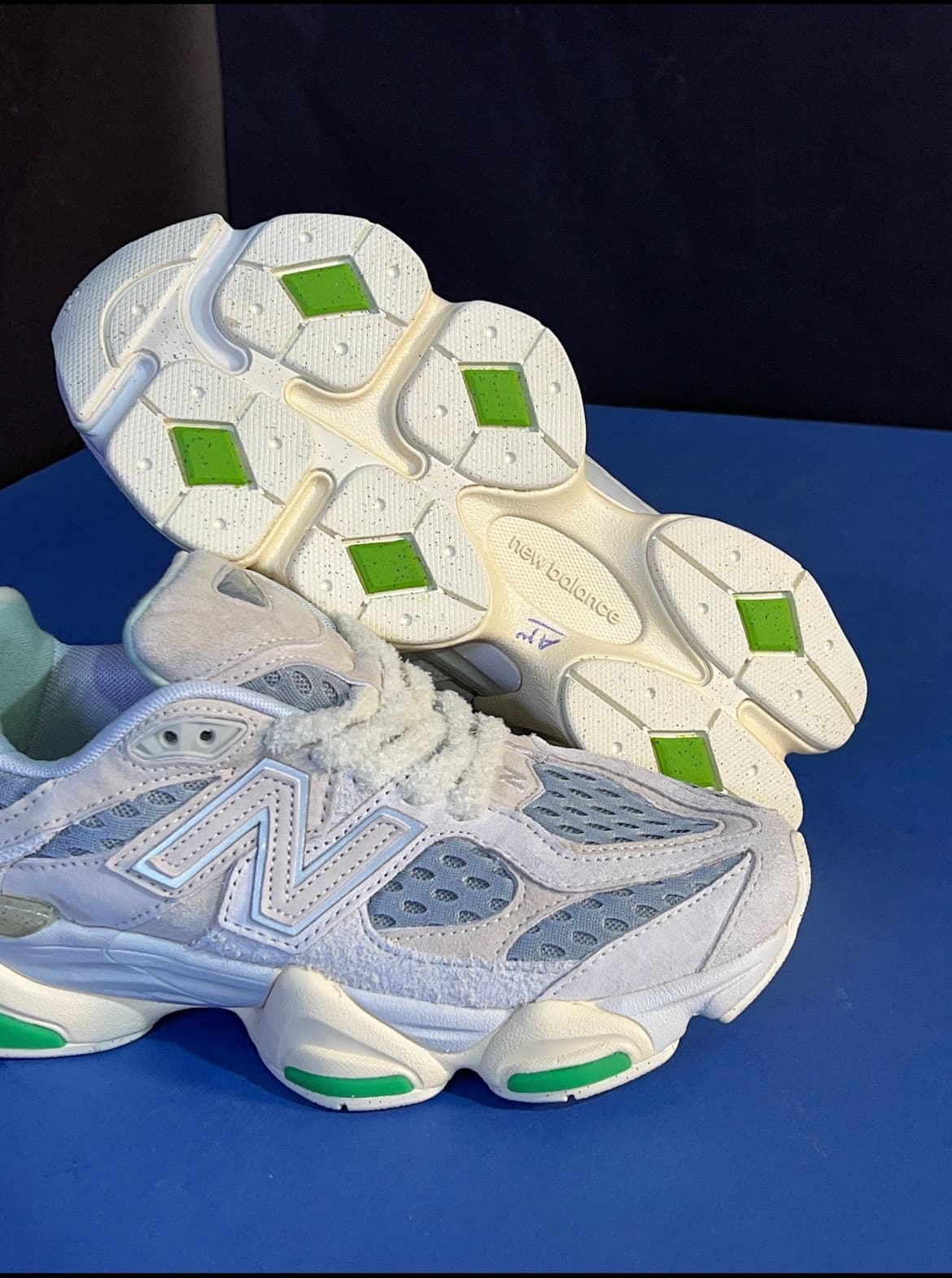نیوبالانس ۹۰۶۰ کرم طوسی new balance 9060 — تصویر ۴