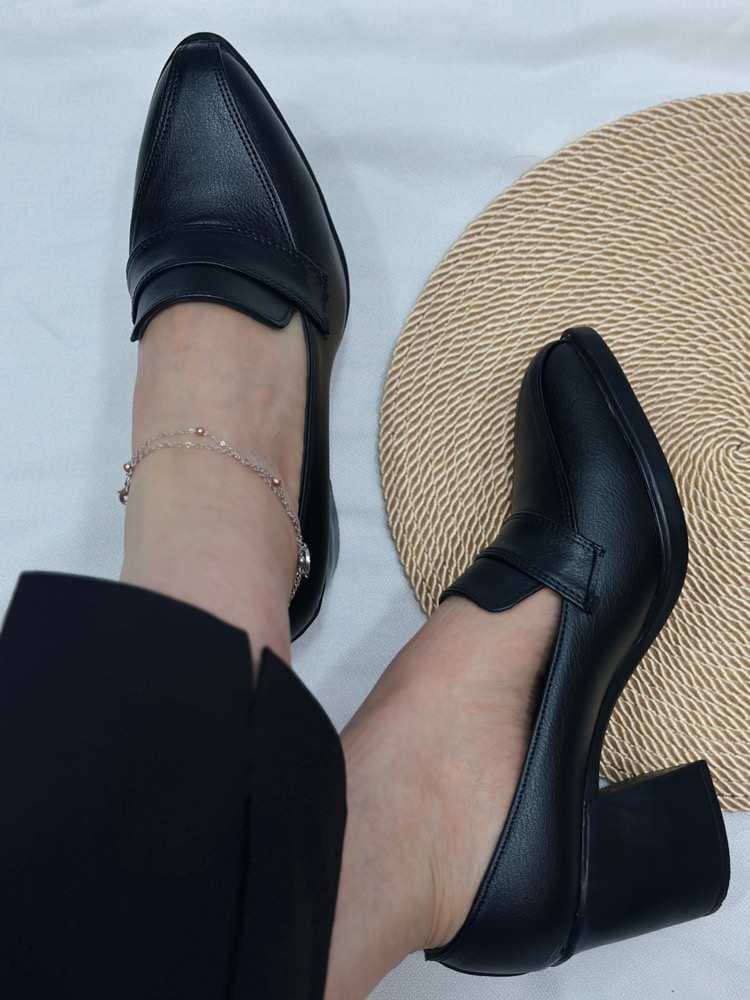 کالج پاشنه پرستو