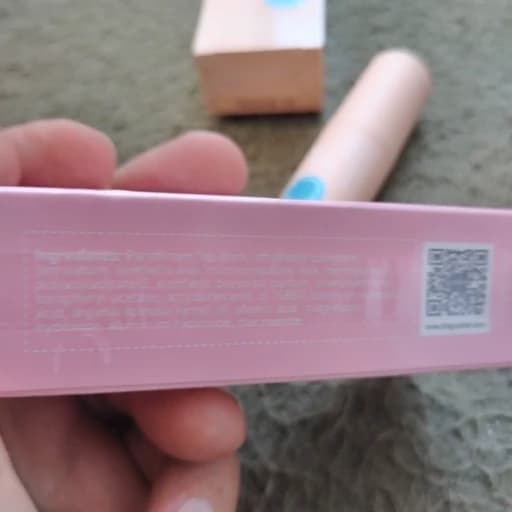 سرم استیکی نیاسینامید درخشش پوست و ضد لک و رفع منافذ باز پوست وزن 7 گرمی (Niacinamide Facial Serum Stick) — تصویر ۴