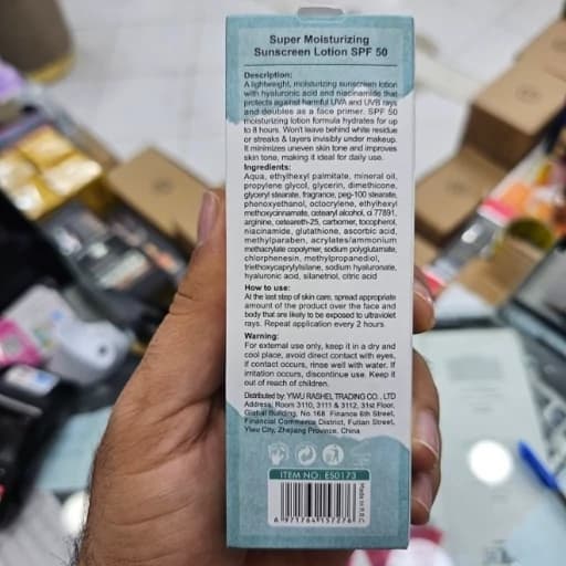 لوسیون ضد آفتاب استلین سبز حجم 75 گرمی spf50 آبرسان 8 ساعته حاوی گلوتاتیون و نیاسینامید و هیالورونیک — تصویر ۷