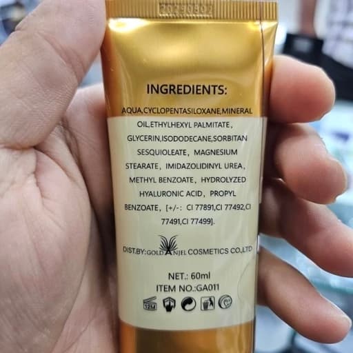کرم پودر ضدآفتاب SPF 50 گلد آنجل (Gold Anjel) مدل Ultra Protection درصد بافت سبک و نرم کاور عالی حاوی هیالورونیک اسید — تصویر ۷