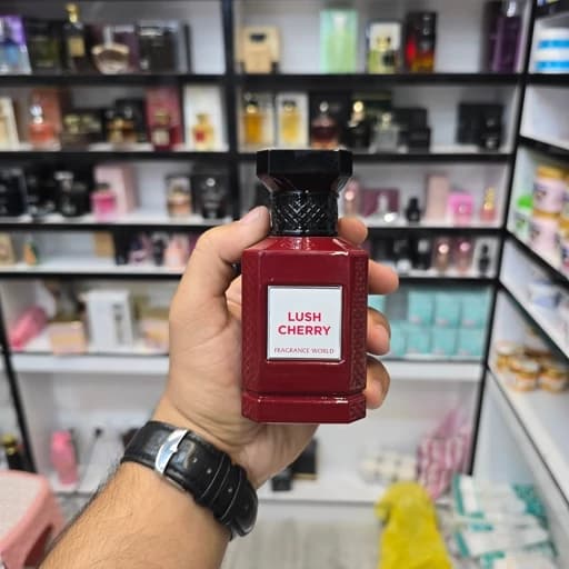 ادکلن لاش چری فراگرنس ورد Fragrance World Lush Cherry – ادوپرفیوم 100 میل — تصویر ۵