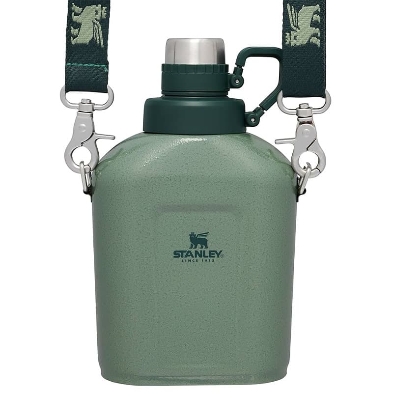 قمقمه استنلی مدل The Legendary Classic Canteen