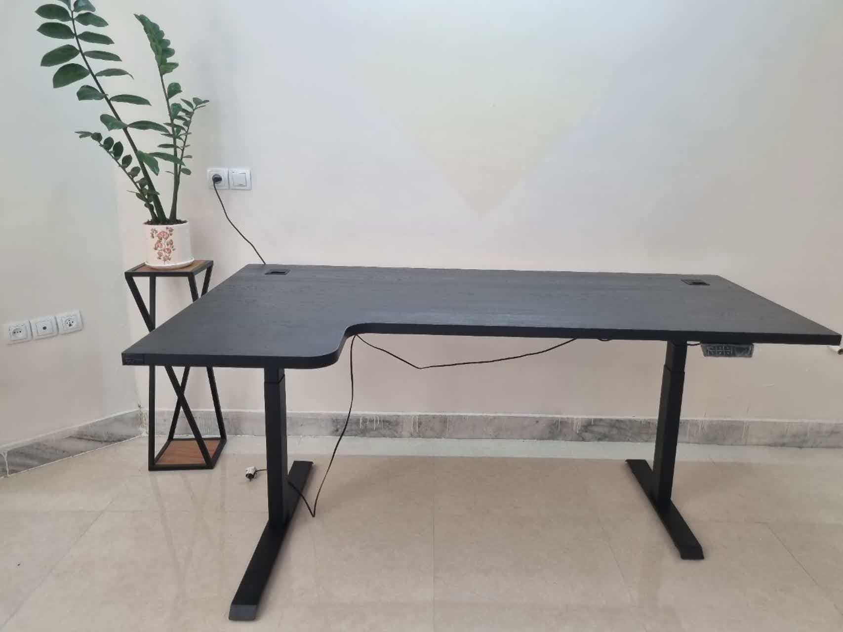 میز کامپیوتر برقی طرح L مدل DW80503L