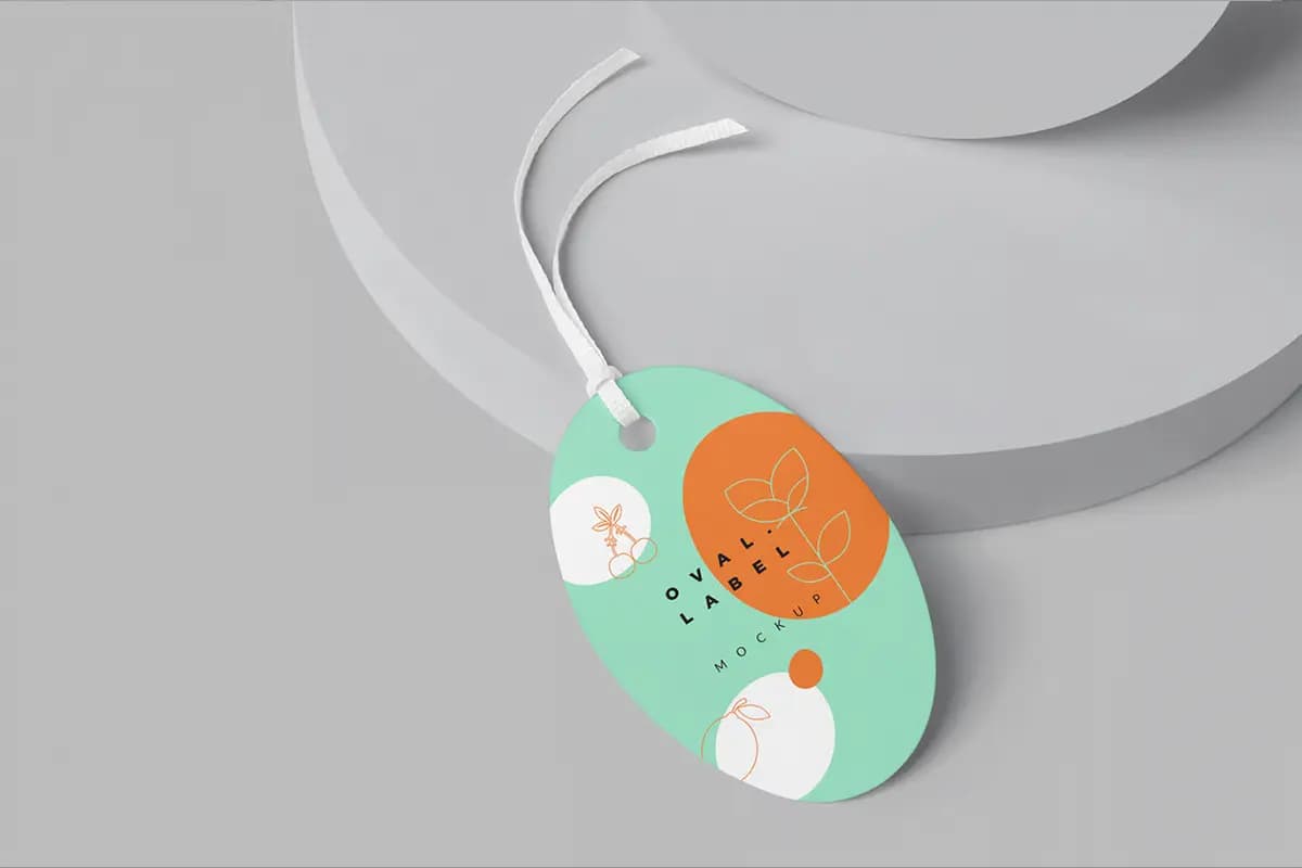 موکاپ تگ آویز بیضی — تصویر ۵