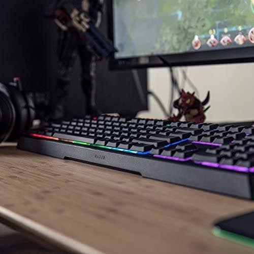 کیبورد گیمینگ ریزر مدل Ornata Chroma V2 — تصویر ۷
