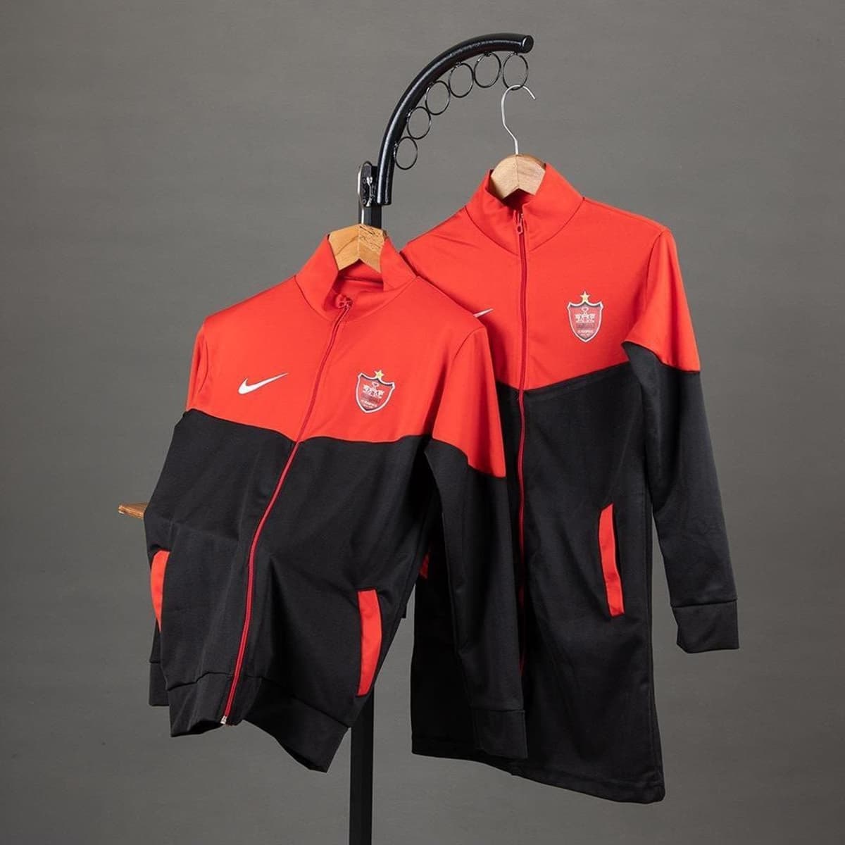 ست دو نفره سوییشرت قرمزمشکی مدل Adidas — تصویر ۲