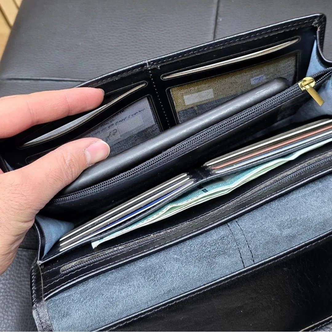 کیف دستی پاسپورتی چرم اصل گاوی مردانه — تصویر ۷