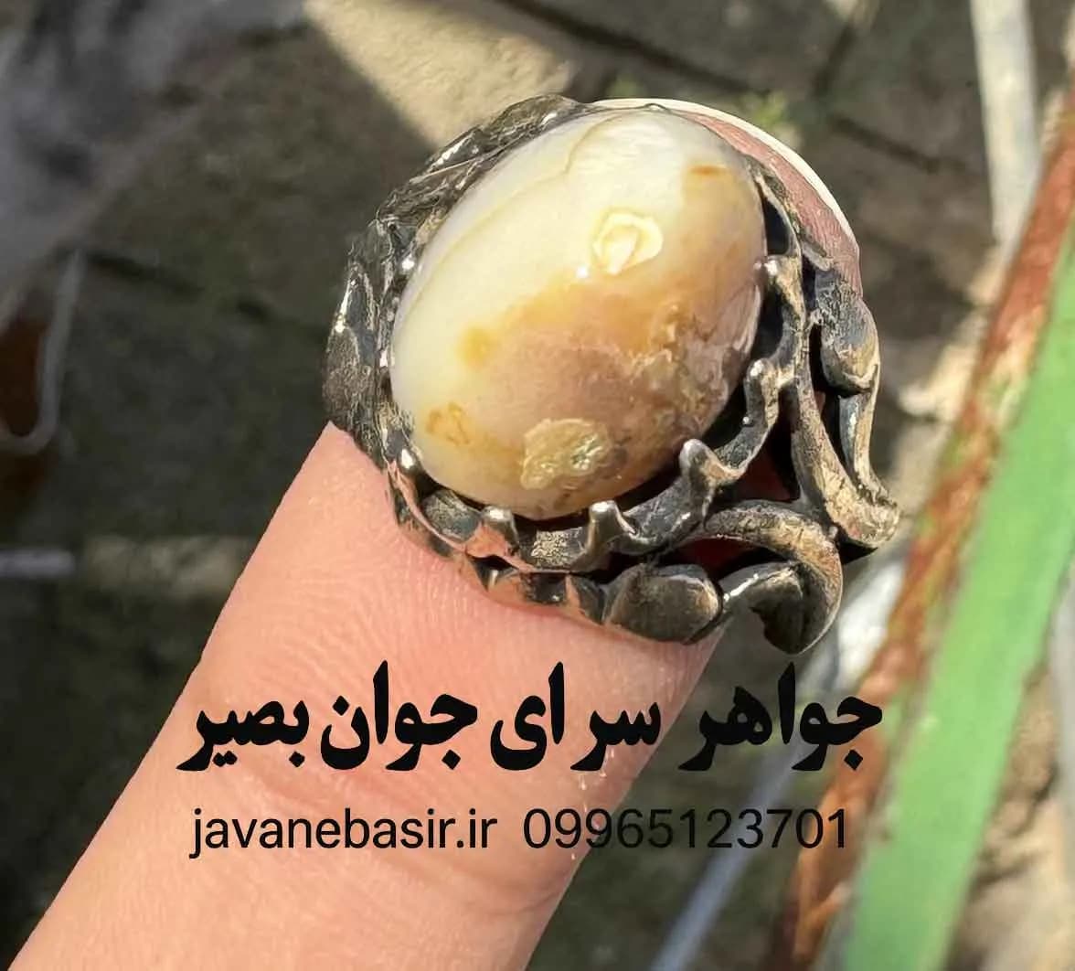 انگشتر سلطانی مصور کلکسیونی | سنگ نادر با چهرههای متعدد و ارزش سرمایهگذاری