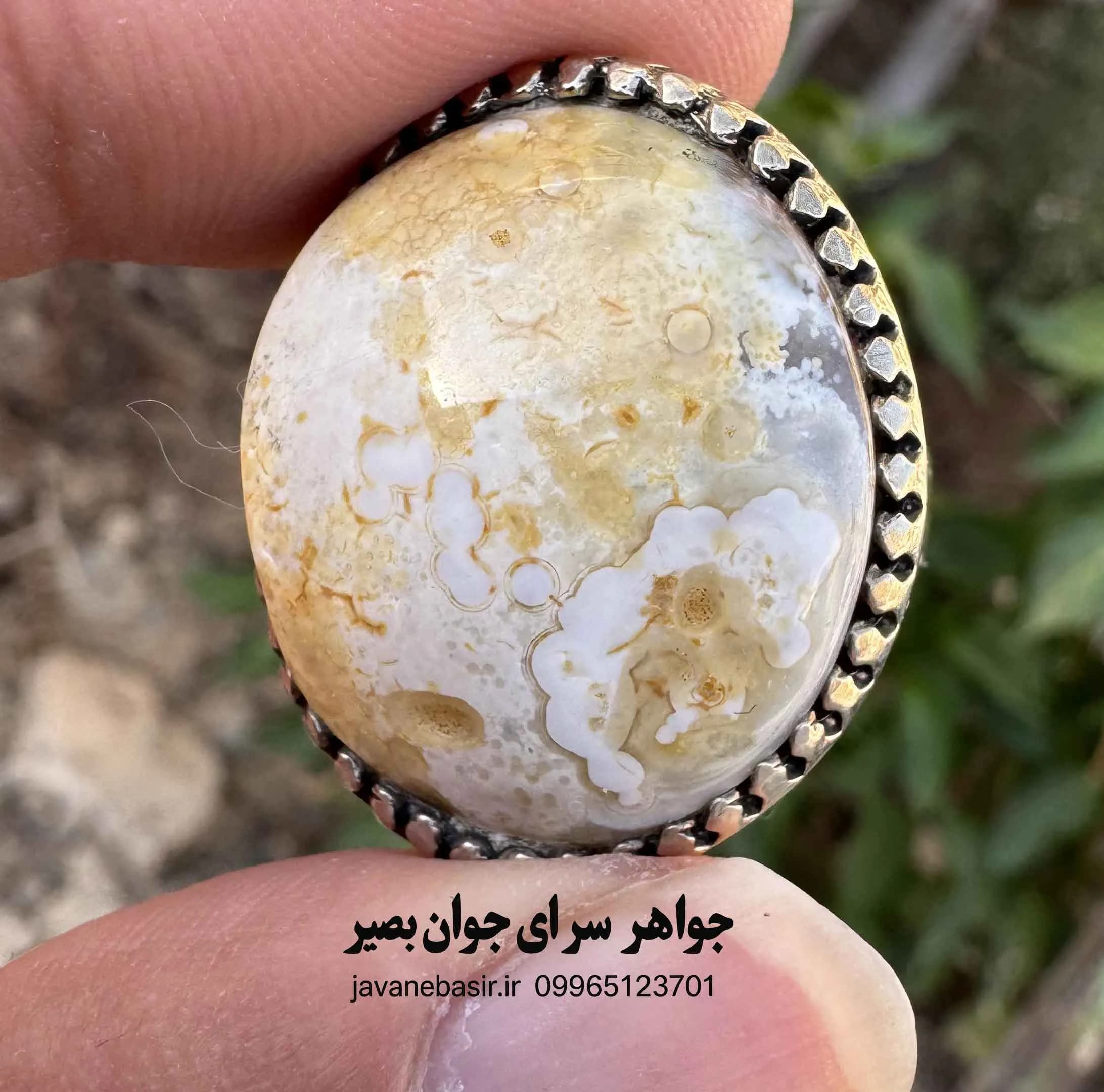 انگشتر سلطانی مصور با چهره‌های روحانی | سنگ معرفت و انرژی معنوی
