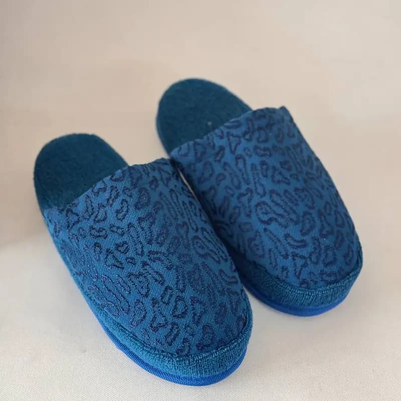 دمپایی حوله ای مردانه کارینا مدل طرح دار