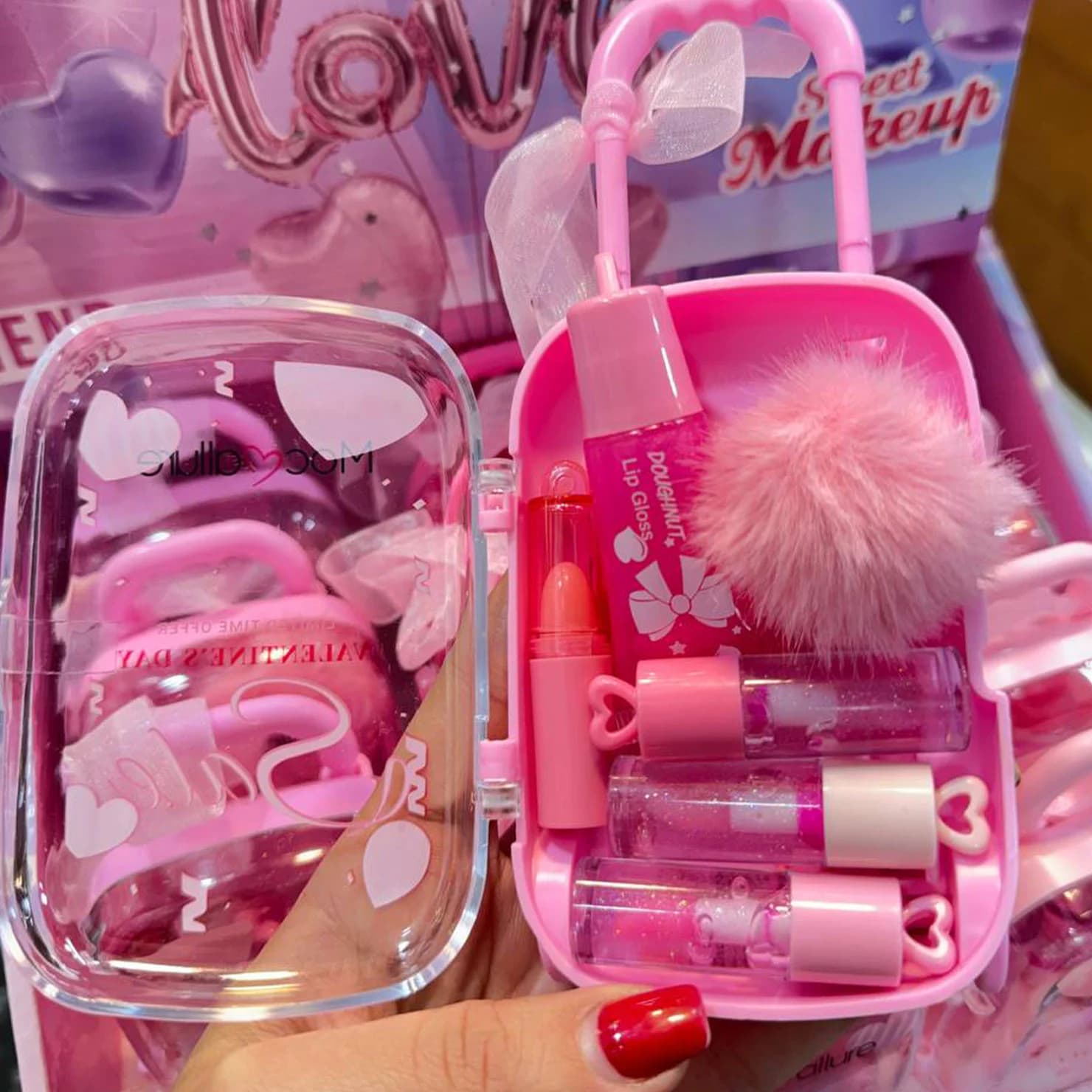 ست لیپ گلاس چمدانی موکالر | Sweet Makeup Beauty Set — تصویر ۶