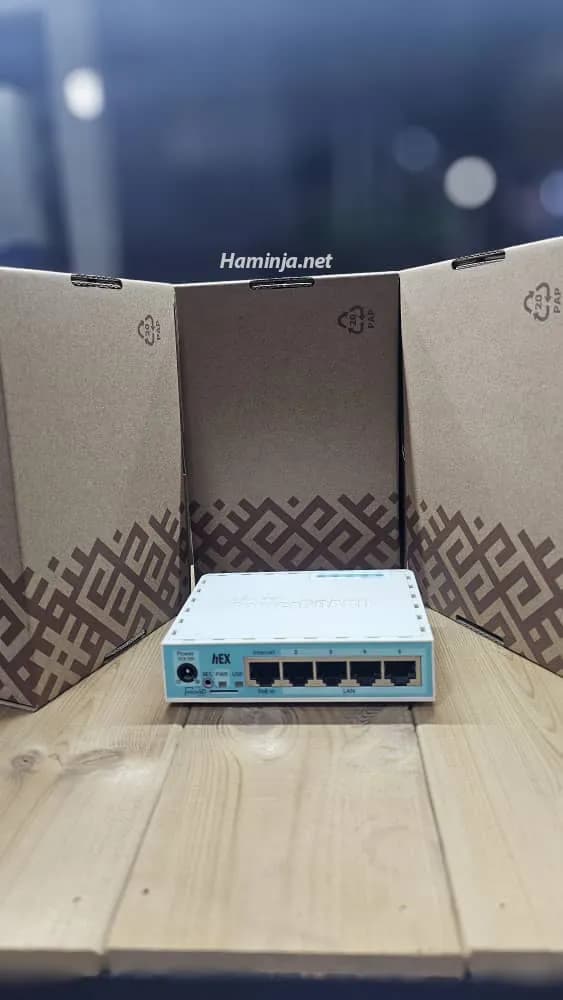 روتر میکروتیک مدل MIKROTIK RB750Gr3 hEX Lite استوک