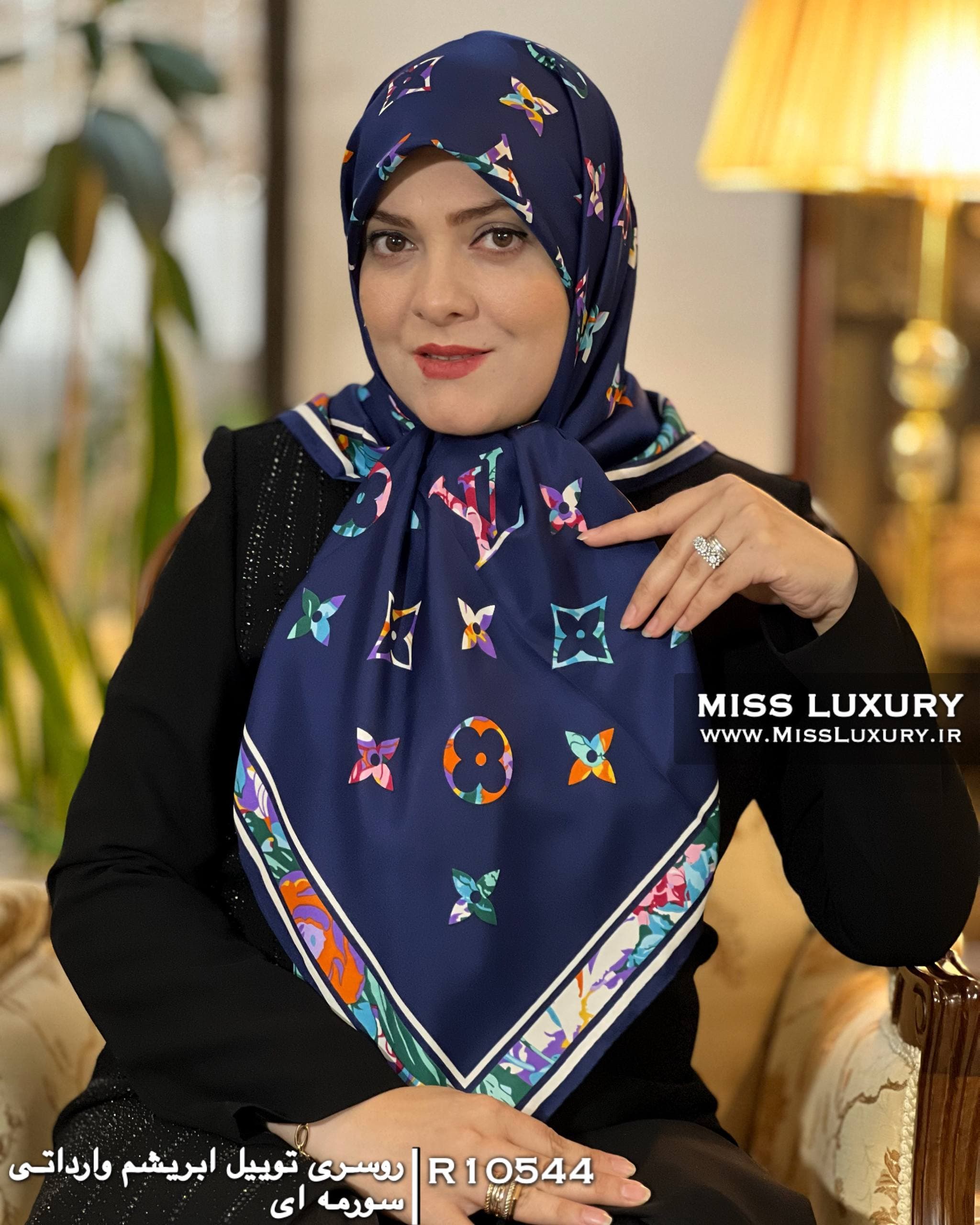 روسری توییل ابریشم سورمه ای R10544