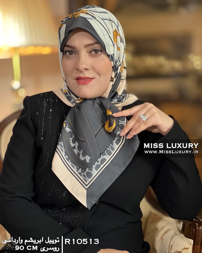 روسری توییل ابریشم طوسی کرم R10513
