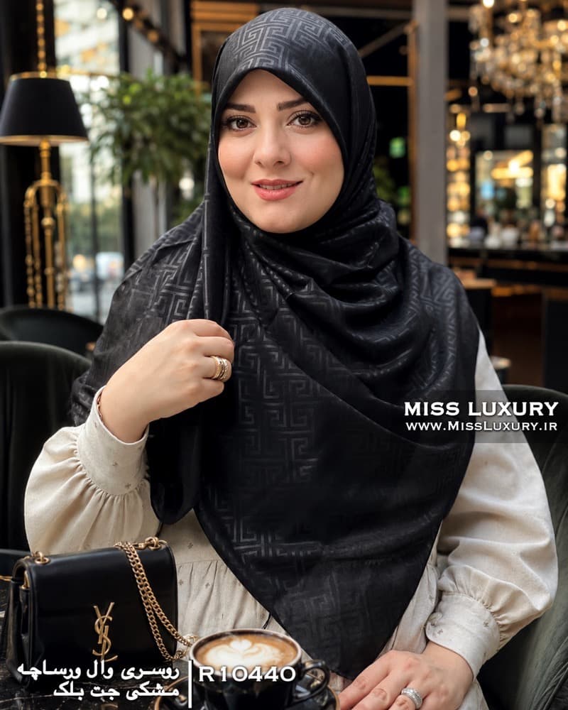 روسری وال ورساچه مشکی R10440