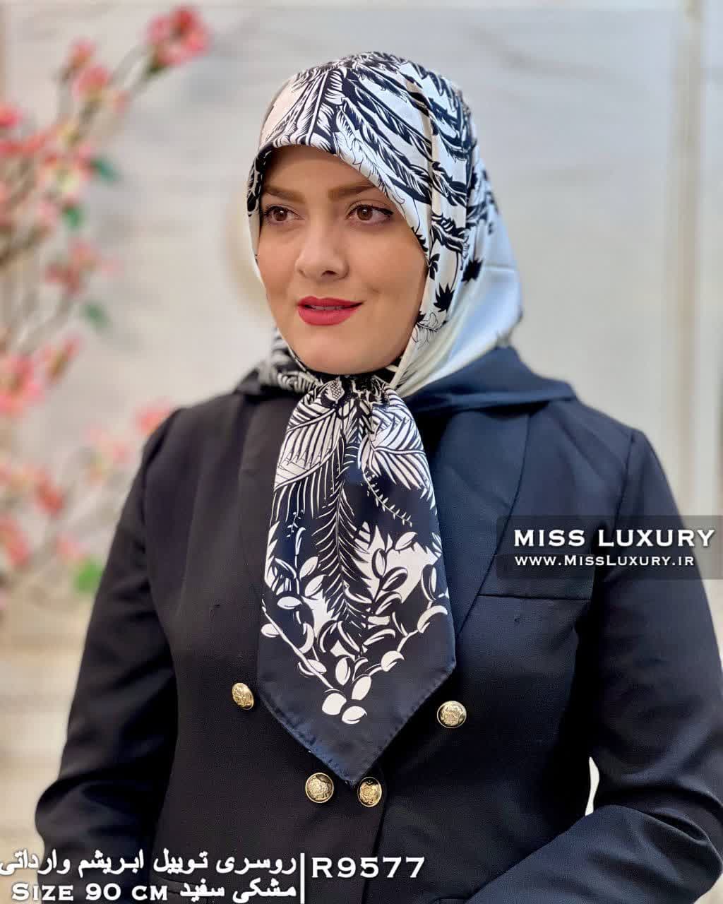 روسری توییل ابریشم وارداتی R9577 — تصویر ۲