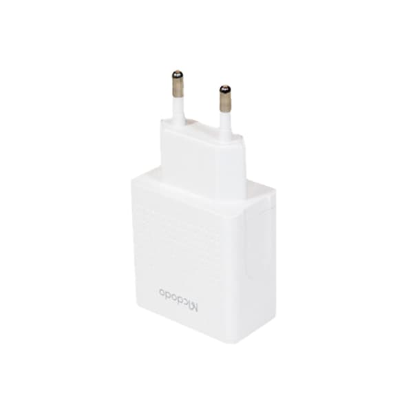 شارژر دیواری 12 وات مک دودو مدل CH-3970 (همراه کابل)
