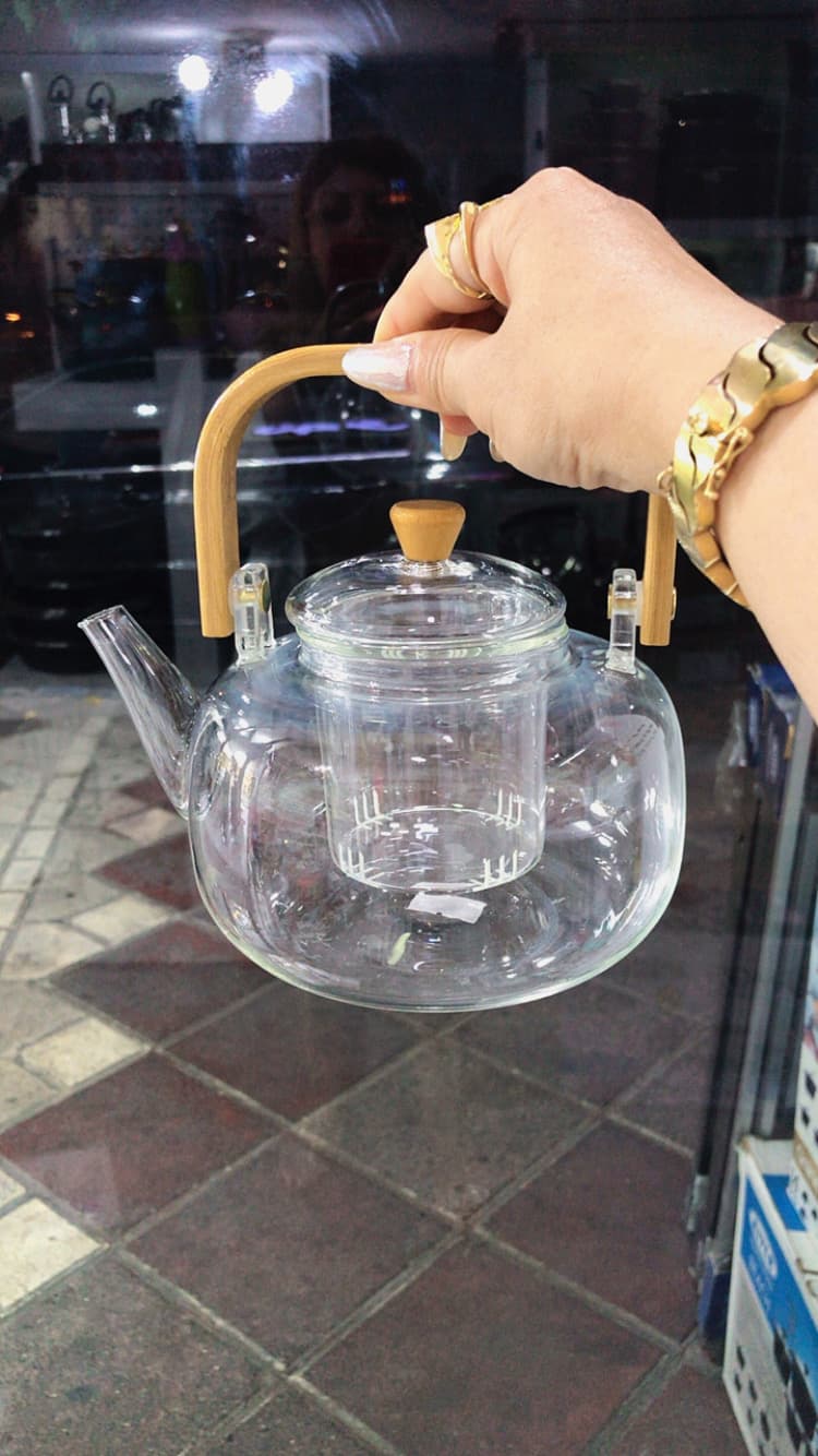 قوری پیرکس دسته چوبی سایز کوچک ۸۰۰ میل