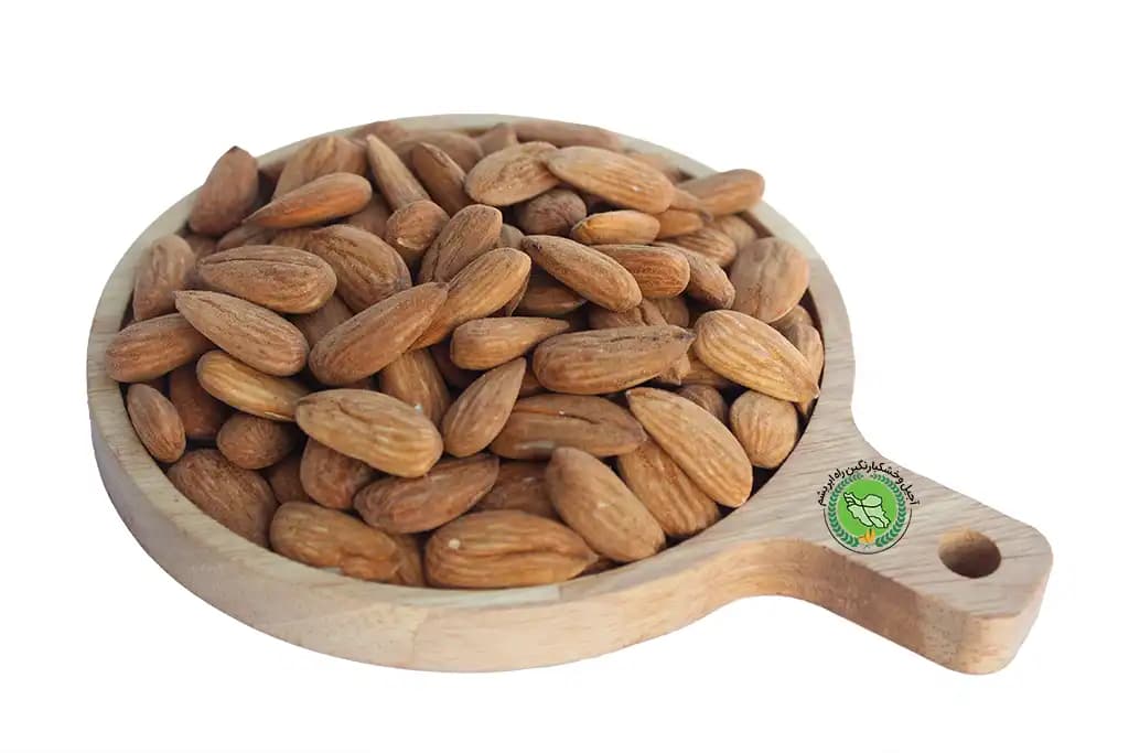 مغز بادام خام مامایی – صادراتی