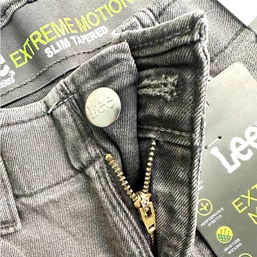 شلوار جین مردانه اورجینال برند لی LEE وارداتی مدل Men’s Extreme Motion MVP Slim Fit Tapered Jean — تصویر ۷