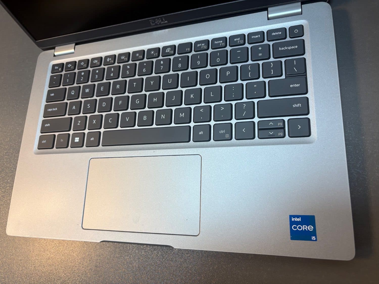 لپ تاپ دل مدل Latitude 5430 سایز 14 اینچ FHD پردازنده Intel core i۵ نسل دوازده 1245uهارد 512ssd رم 16G DDR4 مشابه نو — تصویر ۳