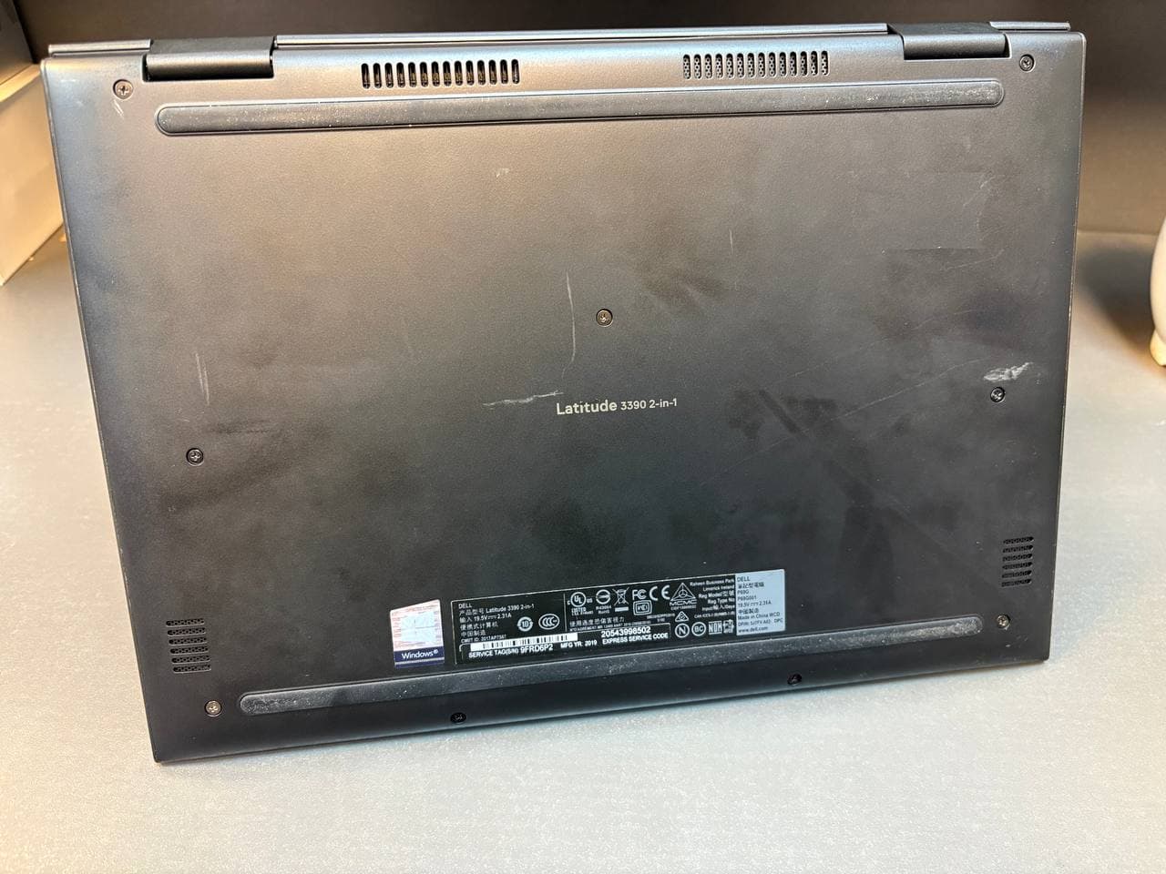 لپ تاپ Dell مدل Latitude 3390 2 in 1 سایز 13.3 اینچ تاچ پردازنده اینتل core i5 هارد ssd 256 رم 8 گیگ(مشابه نو ) — تصویر ۶