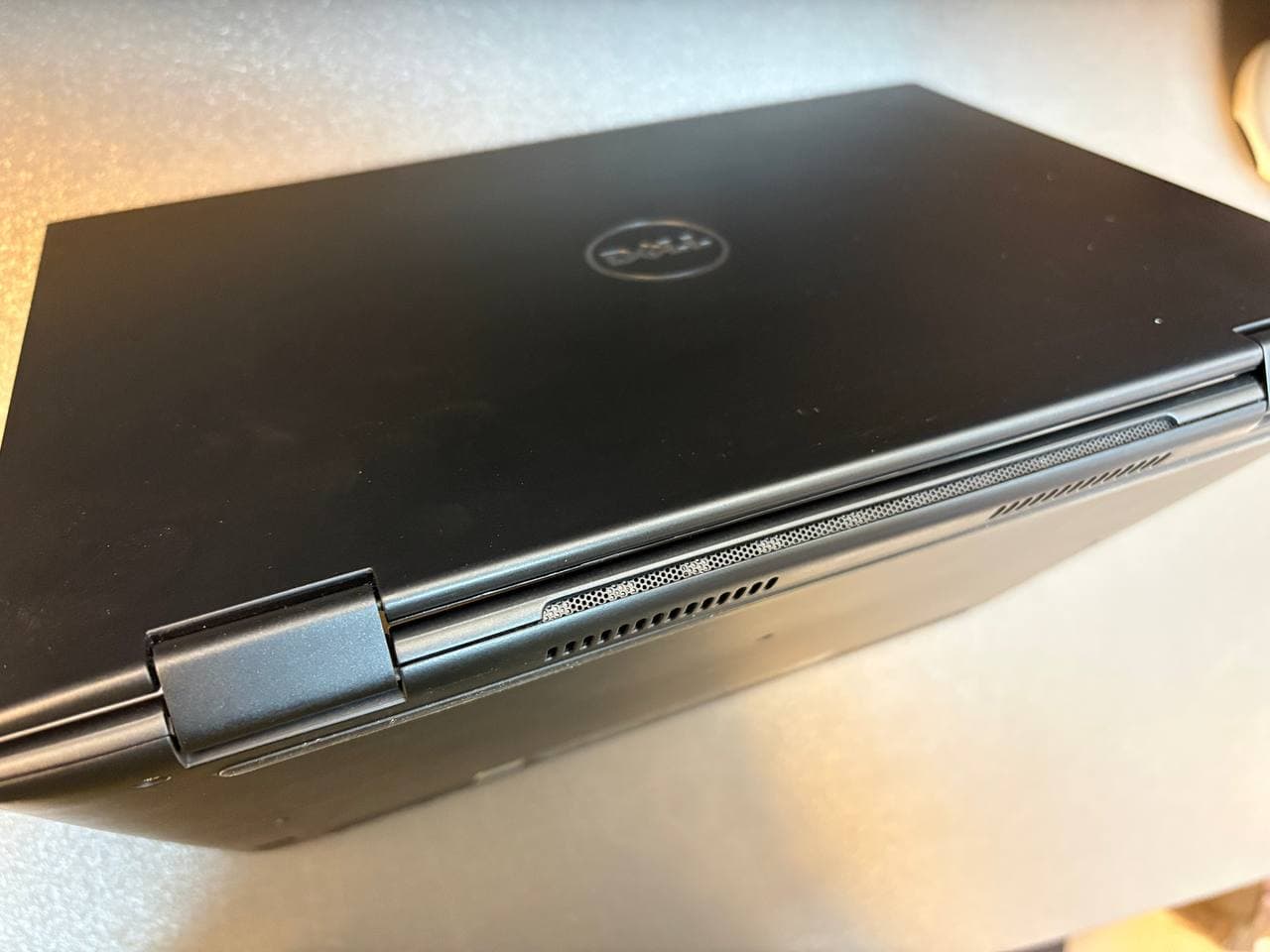 لپ تاپ Dell مدل Latitude 3390 2 in 1 سایز 13.3 اینچ تاچ پردازنده اینتل core i5 هارد ssd 256 رم 8 گیگ(مشابه نو ) — تصویر ۷