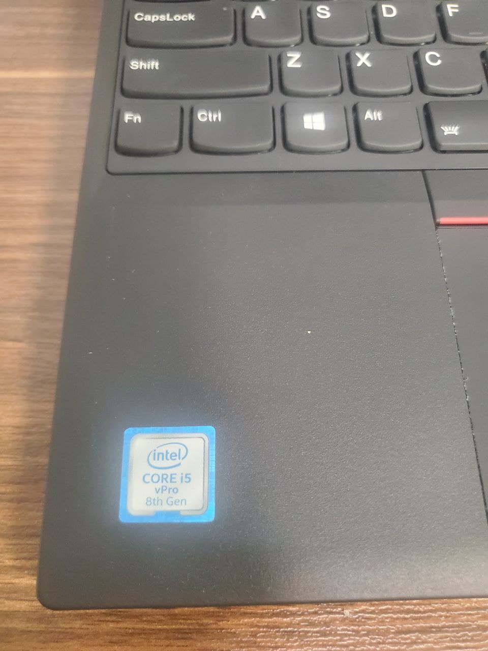 لپ تاپ لنوو مدل Thinkpad L580سایز 15.6 اینچ پردازنده اینتل core i5 نسل هشت هارد 256 ssd رم 8 ddr4 (مشابه نو) — تصویر ۷