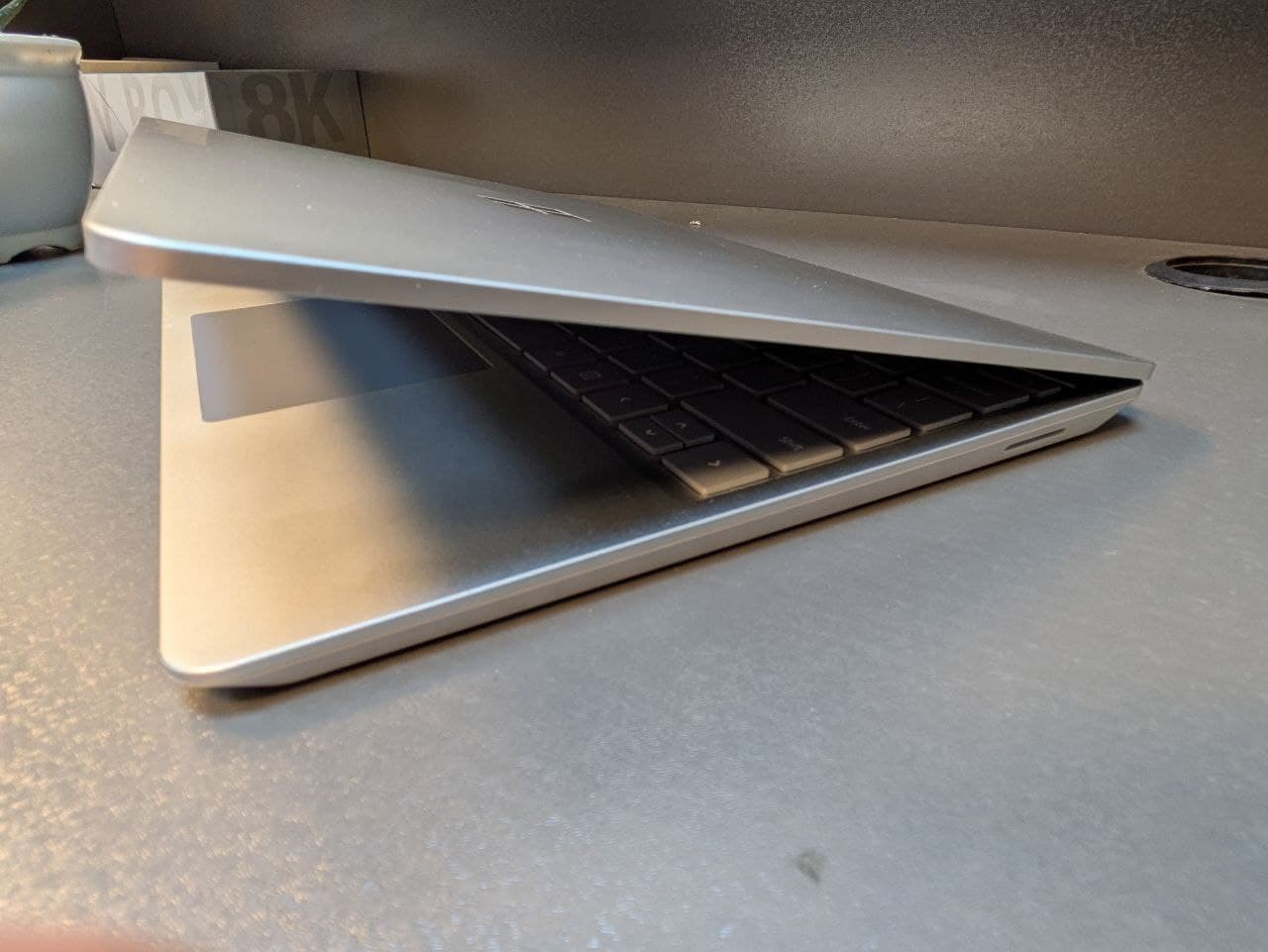 لپ تاپ مایکروسافت Surface Go پردازنده i5 نسل 10 رم 8 حافظه 256 — تصویر ۵