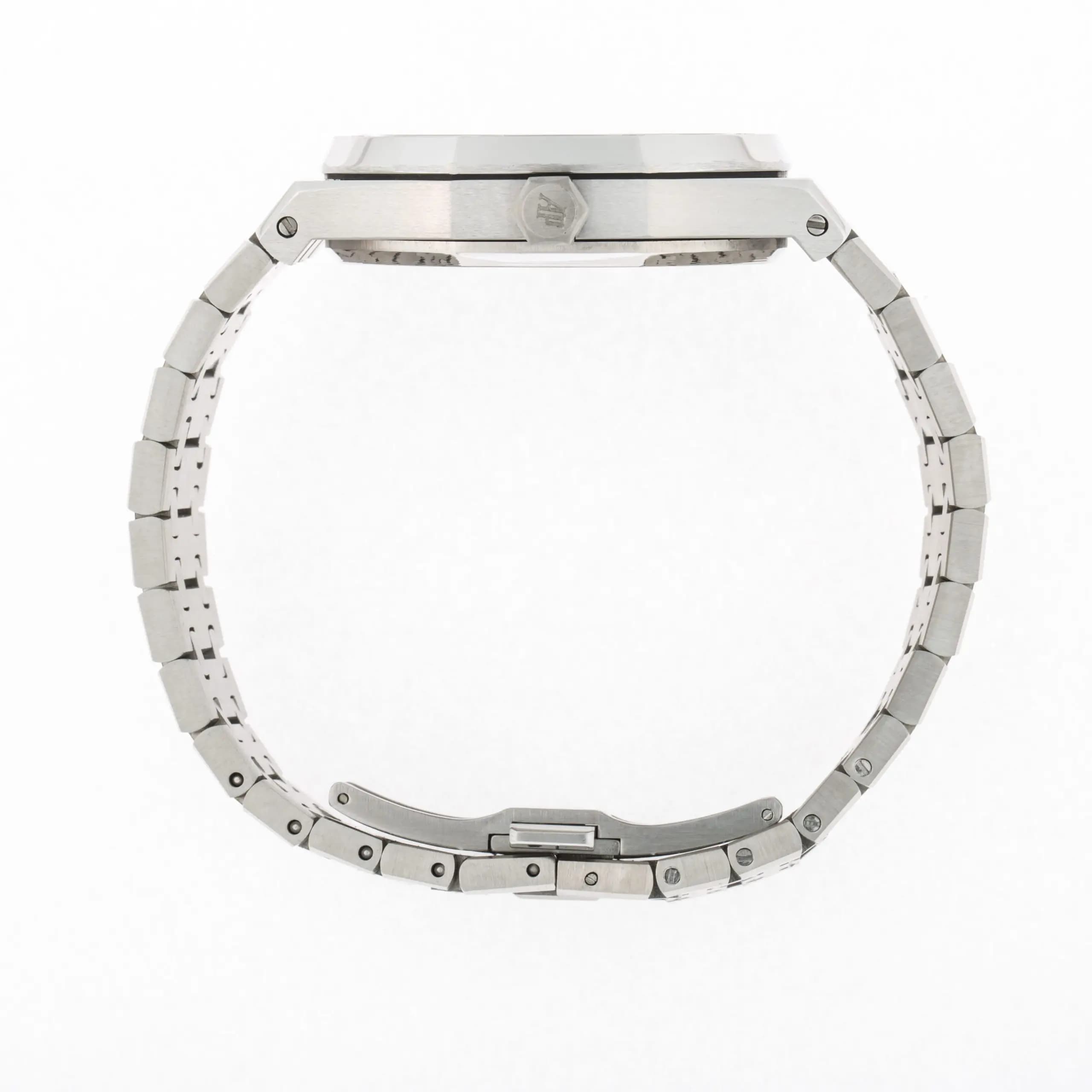 ساعت مردانه (AP) ای پی مدل Royal Oak Offshore کد m0s0grs0in3 — تصویر ۴