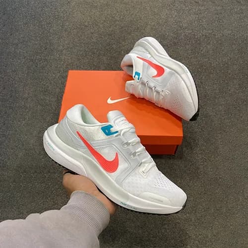 کفش دویدن برند Nike نایکی مدل Air Zoom Vomero 16 — تصویر ۲