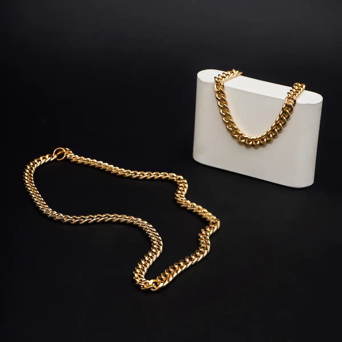 نیم ست Cartier مردانه طلایی مدل Zoris — تصویر ۶