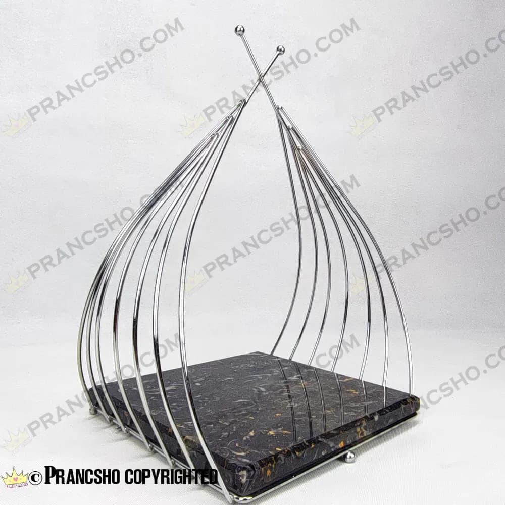استند سنگی سرو طرح سبد پیازی نقره‌ای مربع بزرگ سنگ مشکی خط طلایی — تصویر ۴