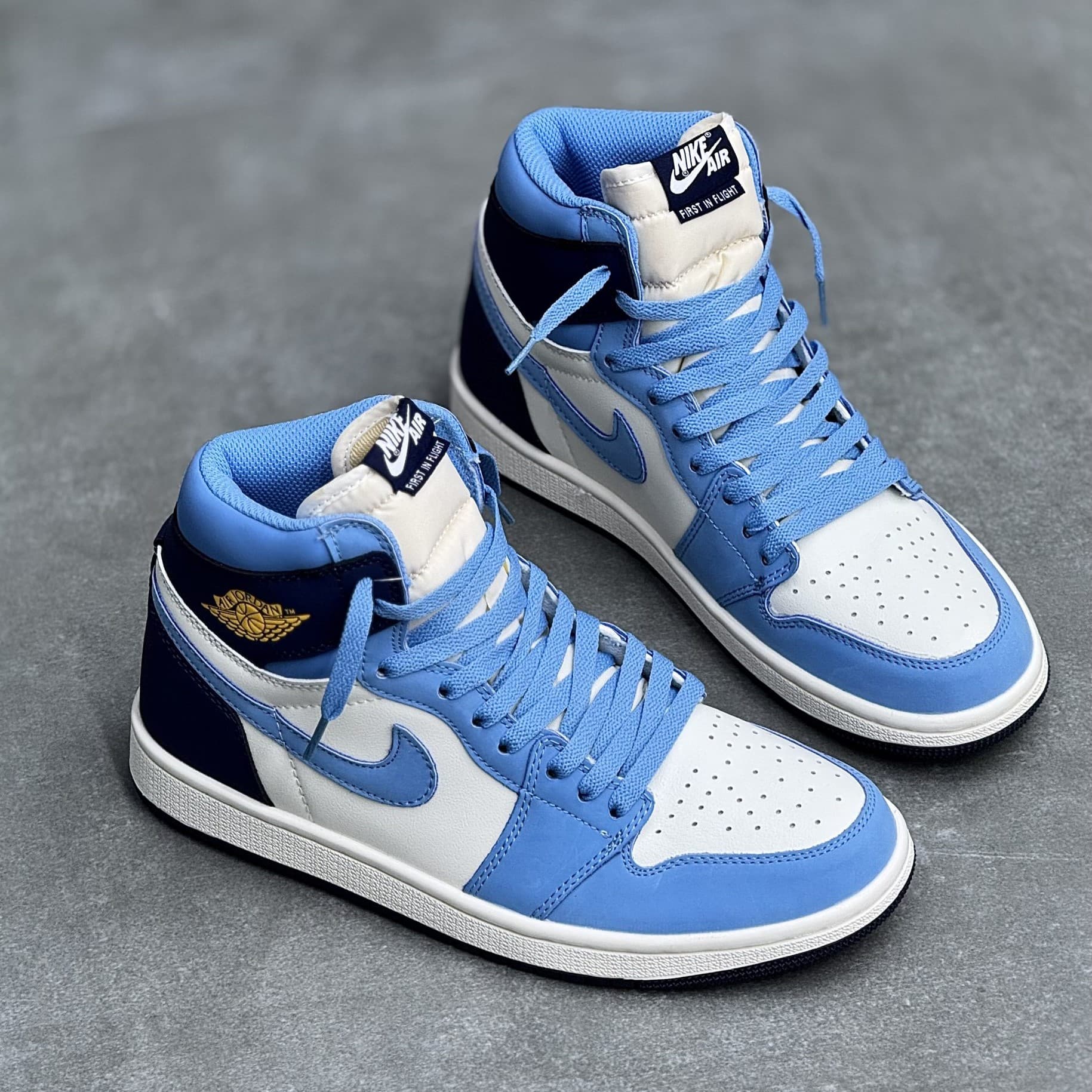 کفش نایک ایر جردن وان ساقدار ابسیدین Nike Air Jordan 1 High Obsidian — تصویر ۲
