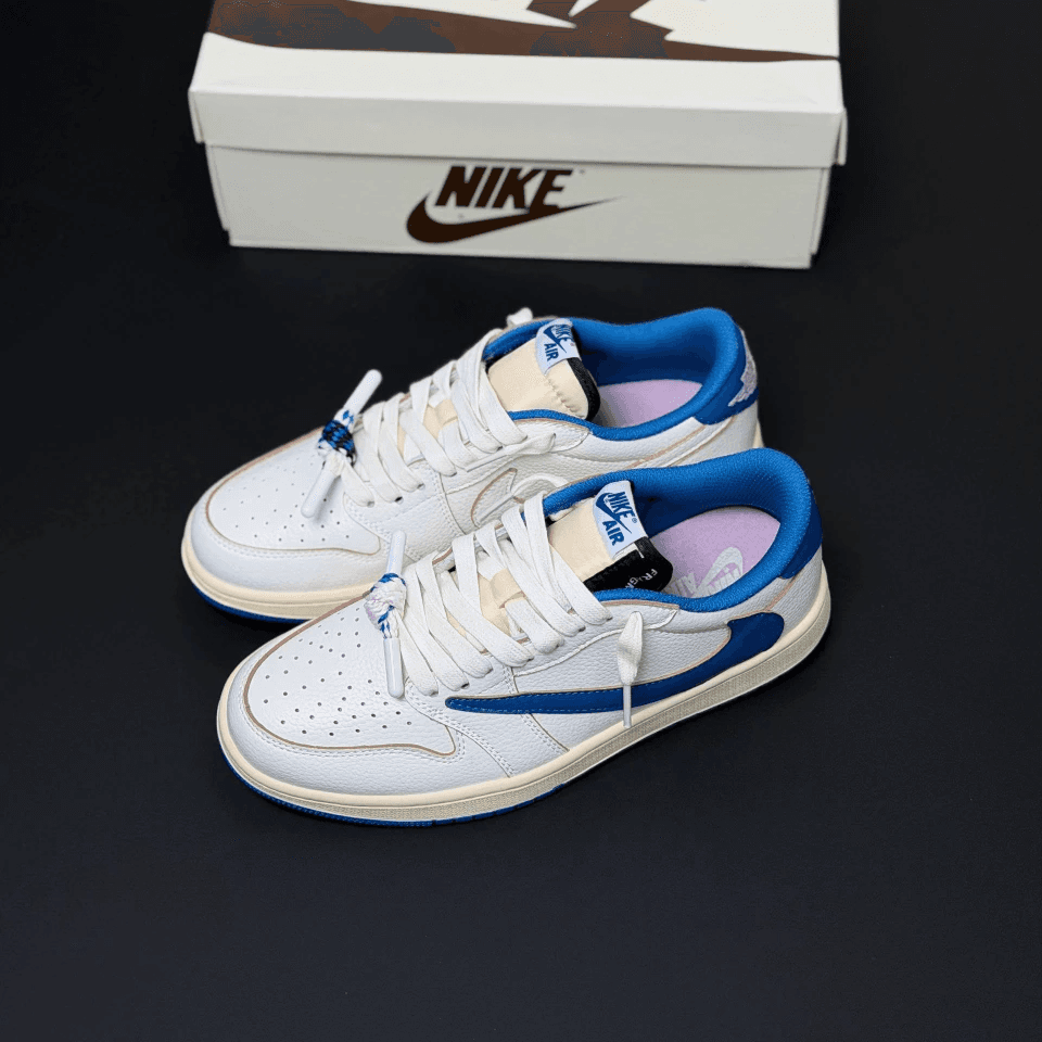 کفش نایک ایر جردن وان لو فرگمنت تراویس اسکات میلیتاری آبی کرم Nike Air Jordan 1 Low Fragment Travis Scott Military Blue Cream — تصویر ۲