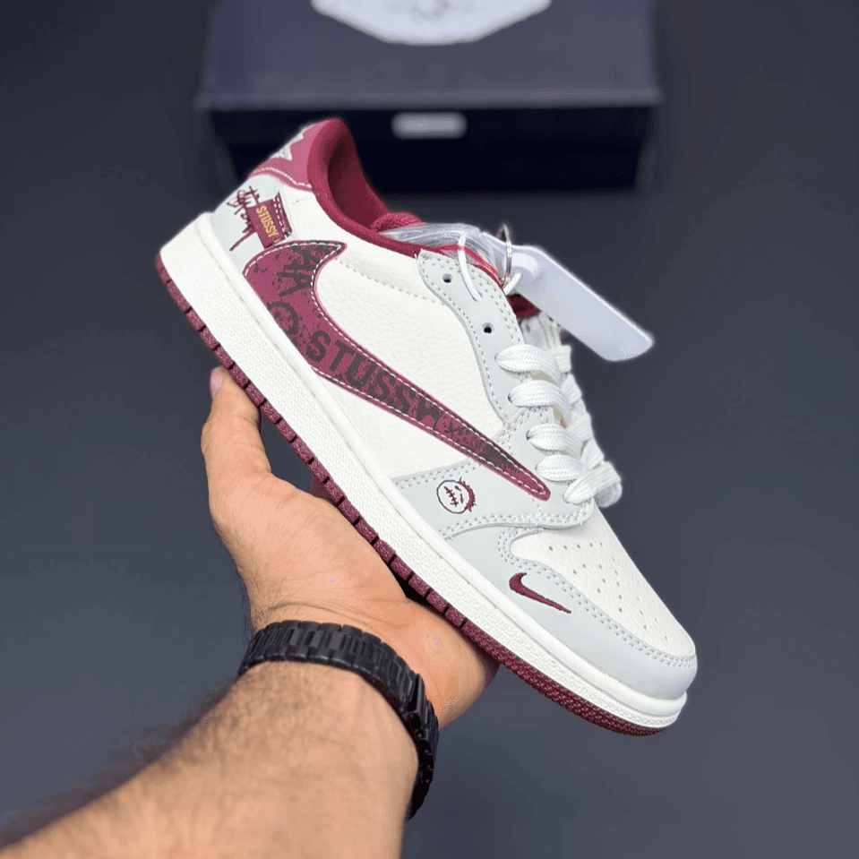 کفش ایر جردن وان لو تراویس اسکات استوسی Nike Air Jordan 1 Low Travis Scott x Stussy — تصویر ۳