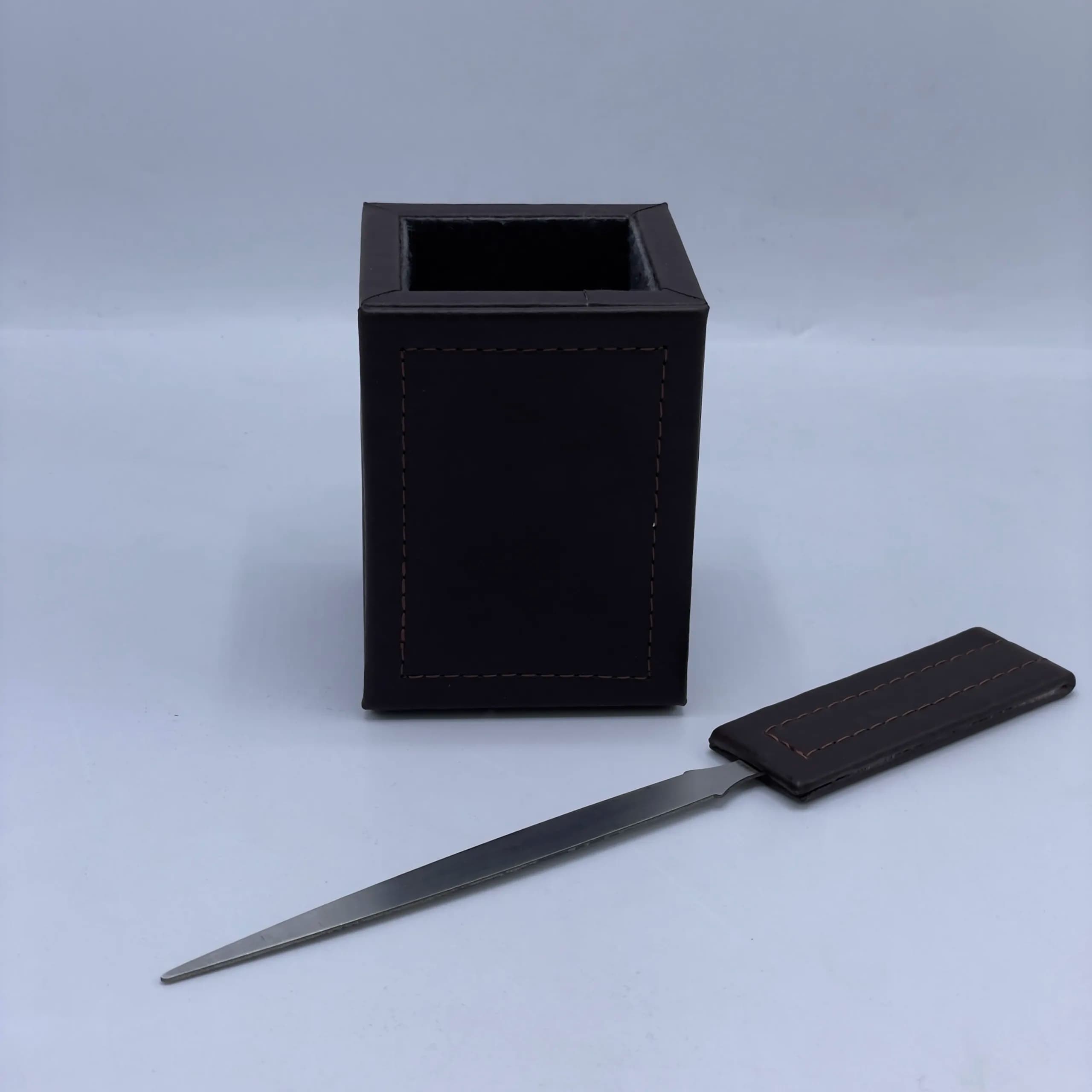 سرویس رومیزی چرمی 8 تکه باجای دستمال کاغذی – کد 408 — تصویر ۴