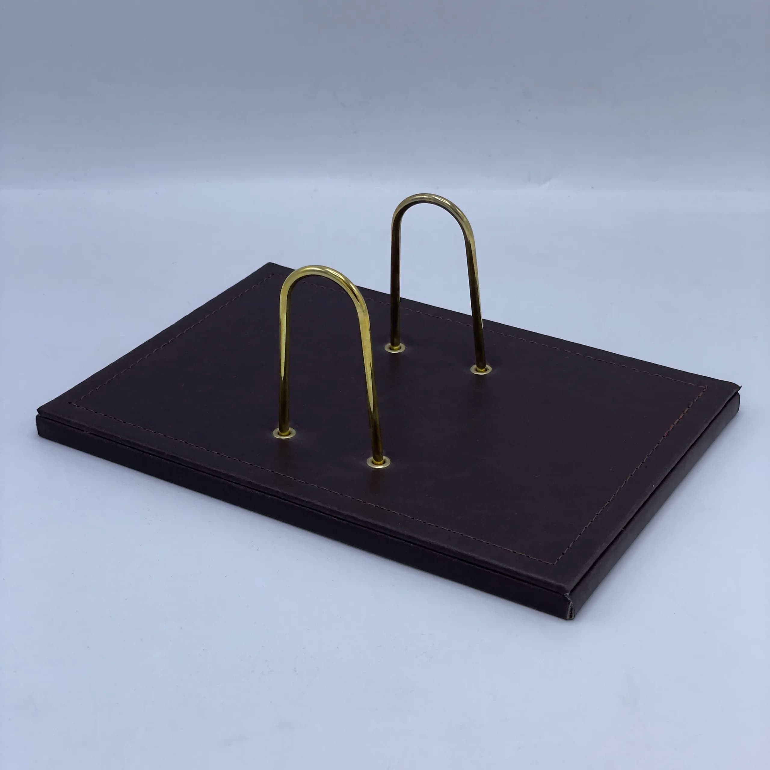 سرویس رومیزی چرمی 8 تکه باجای دستمال کاغذی – کد 408 — تصویر ۵