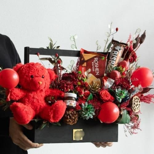 سبد گل ولنتاین: عشق در هر گل 5151