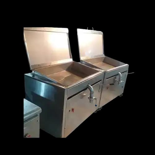 تابه گردان صنعتی با شیر تخلیه
