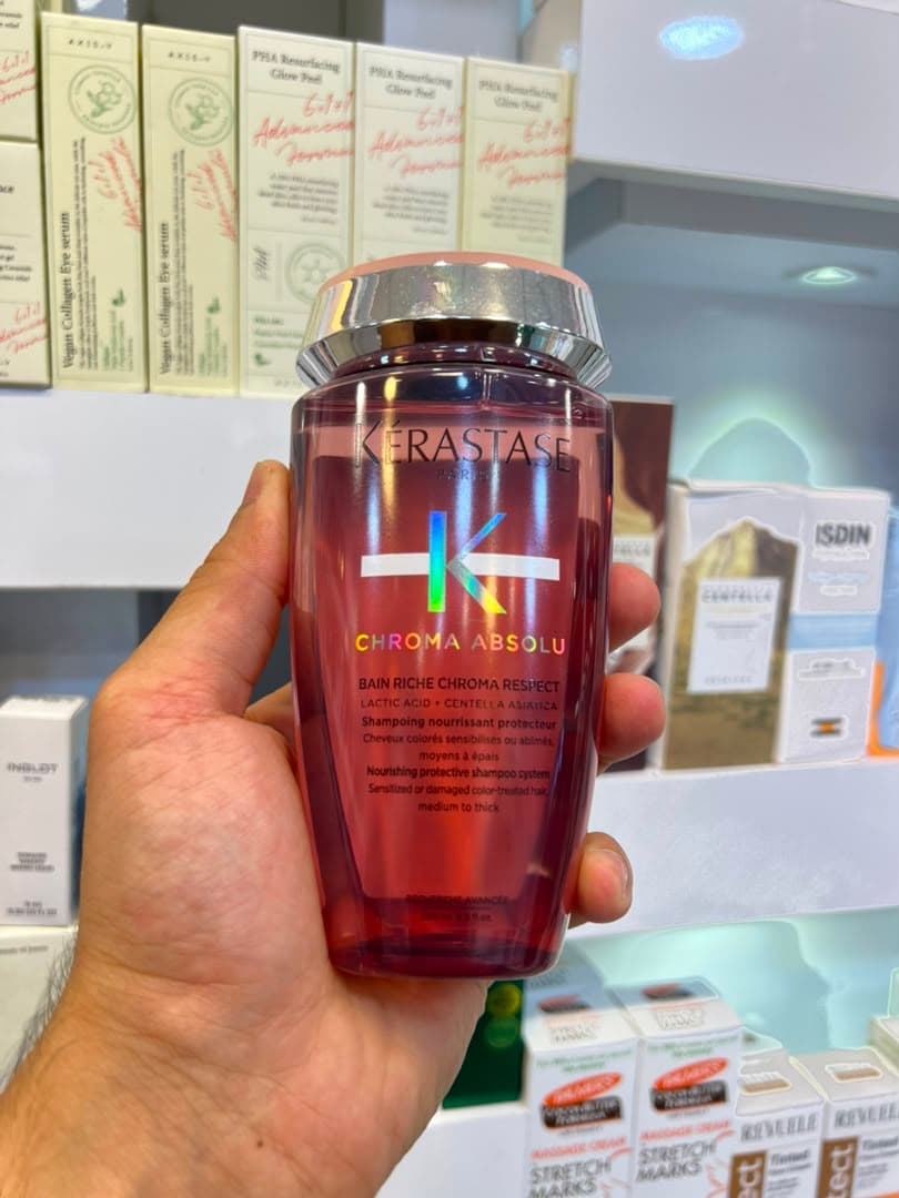 شامپو مغذی و محافظ مو رنگ شده کراستاس Kerastase Chroma Absolu bain riche chroma respect lactic acid — تصویر ۲