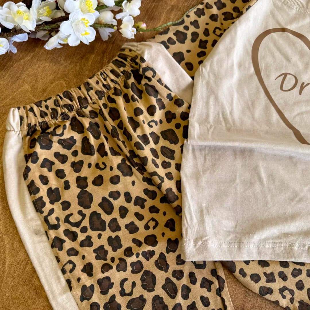 تیشرت شلوارک پلنگی قلب و پروانه Dream (ایراددار) کد 6340-1 — تصویر ۴