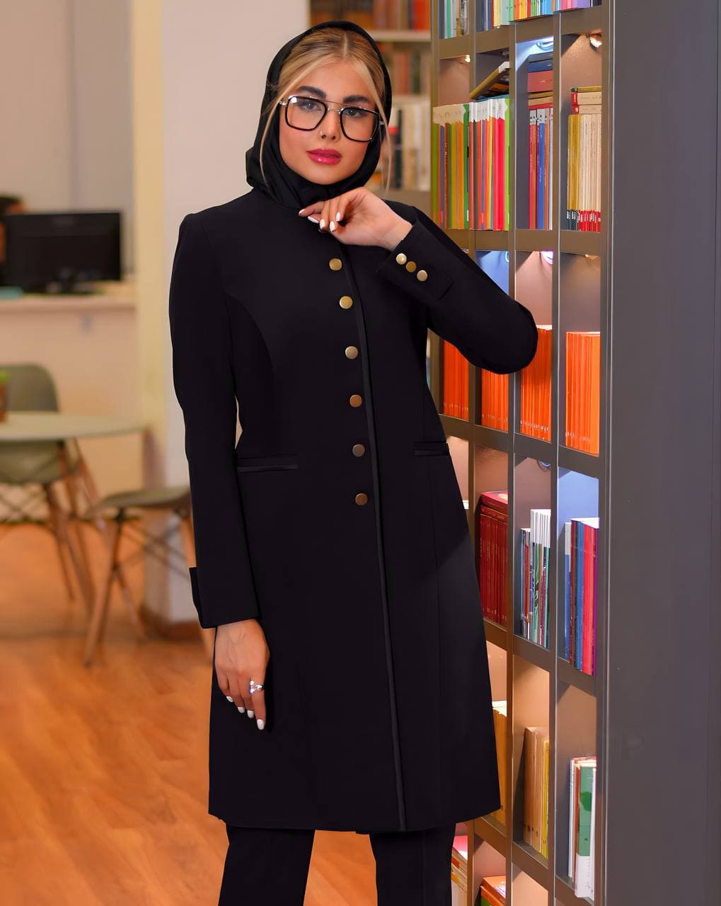 مانتو اریکا اداری