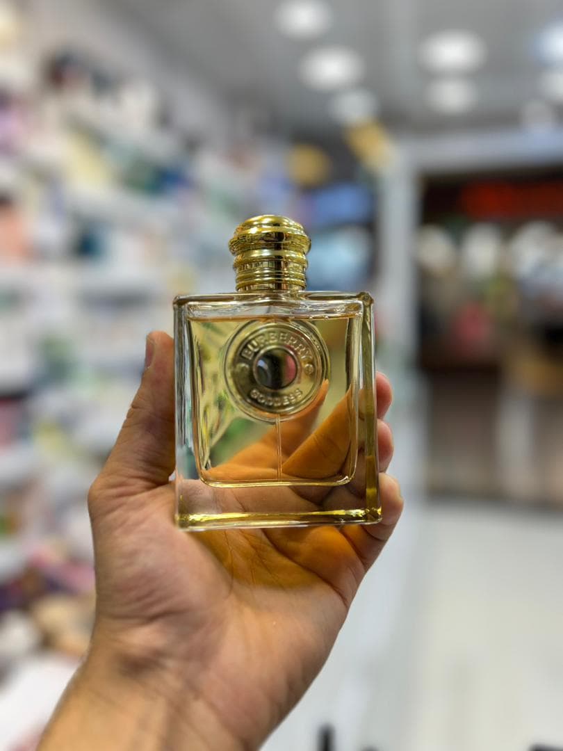 عطر و ادکلن باربری-بربری گادس زنانه Burberry Goddess — تصویر ۳